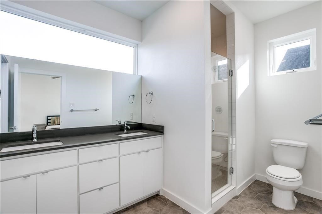 427 W 10th Street 302