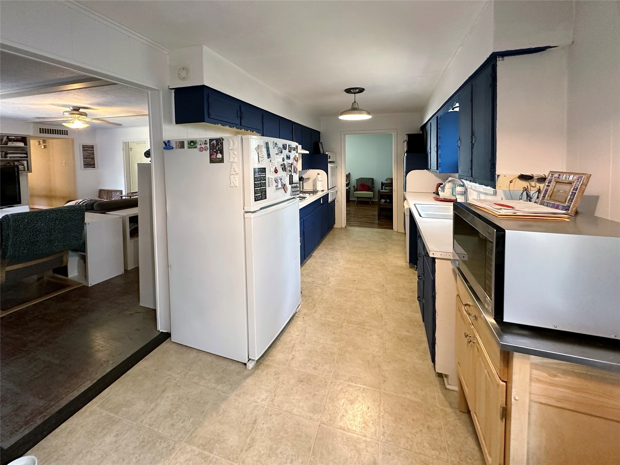 8325 Londonderry Lane