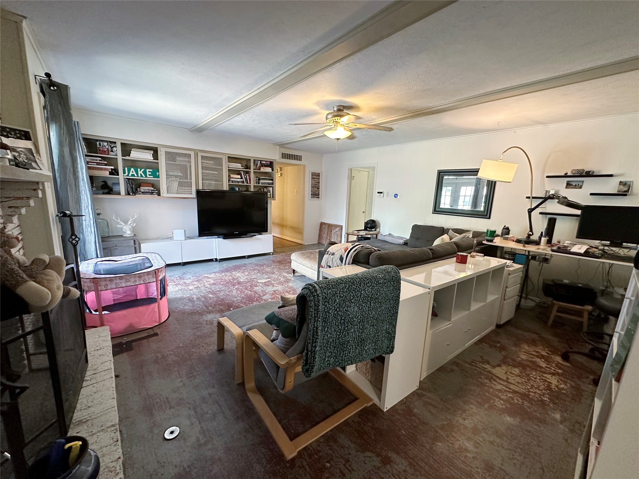 8325 Londonderry Lane