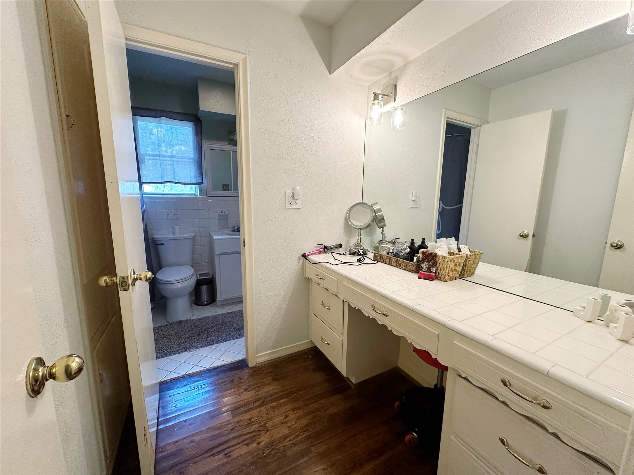 8325 Londonderry Lane