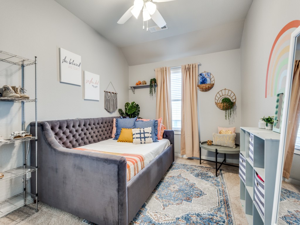 4119 Lightcreek Lane