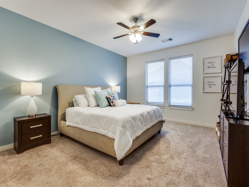 4119 Lightcreek Lane