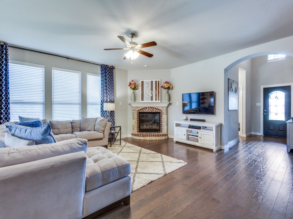 4119 Lightcreek Lane