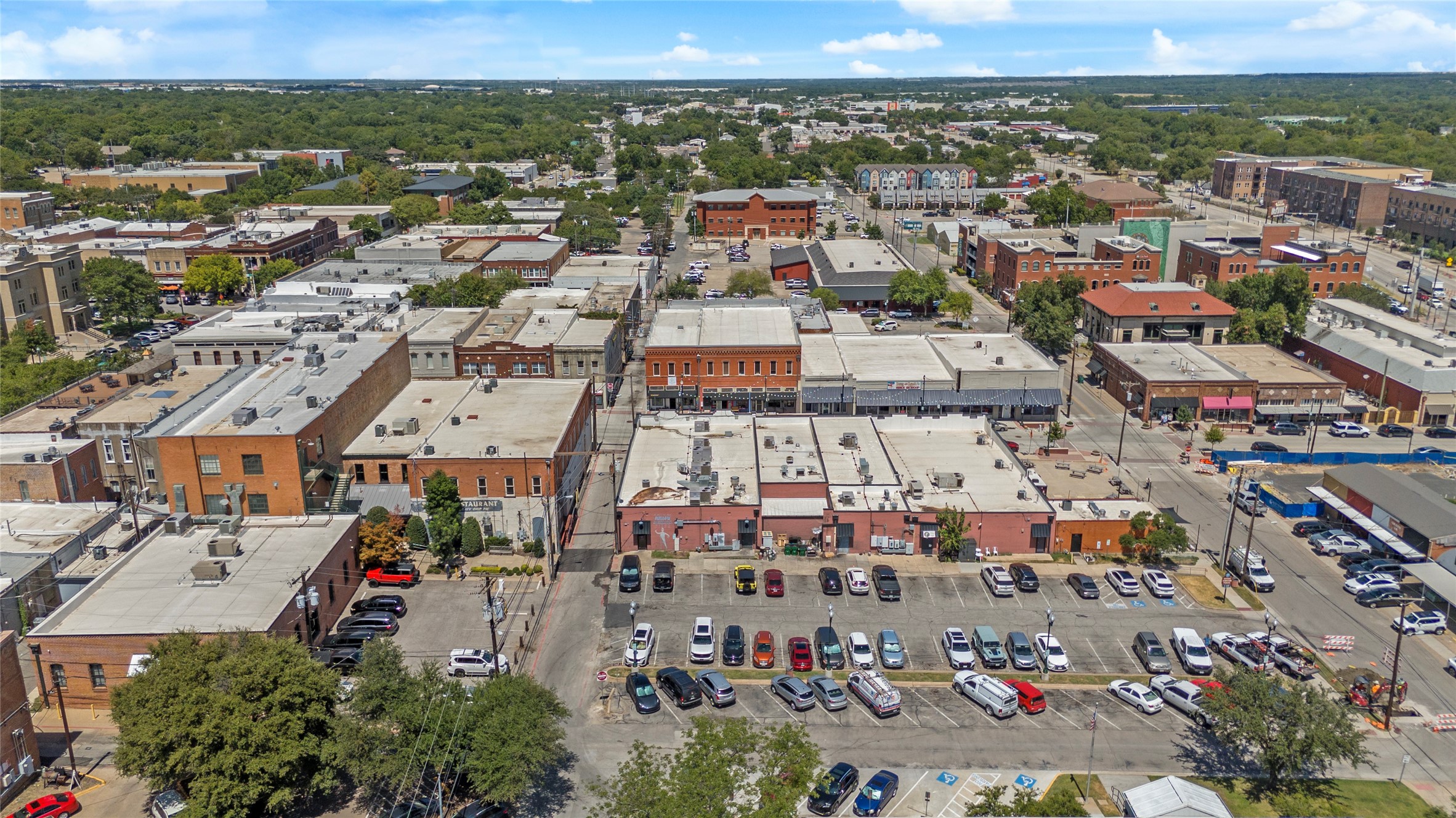 206 E Louisiana Street