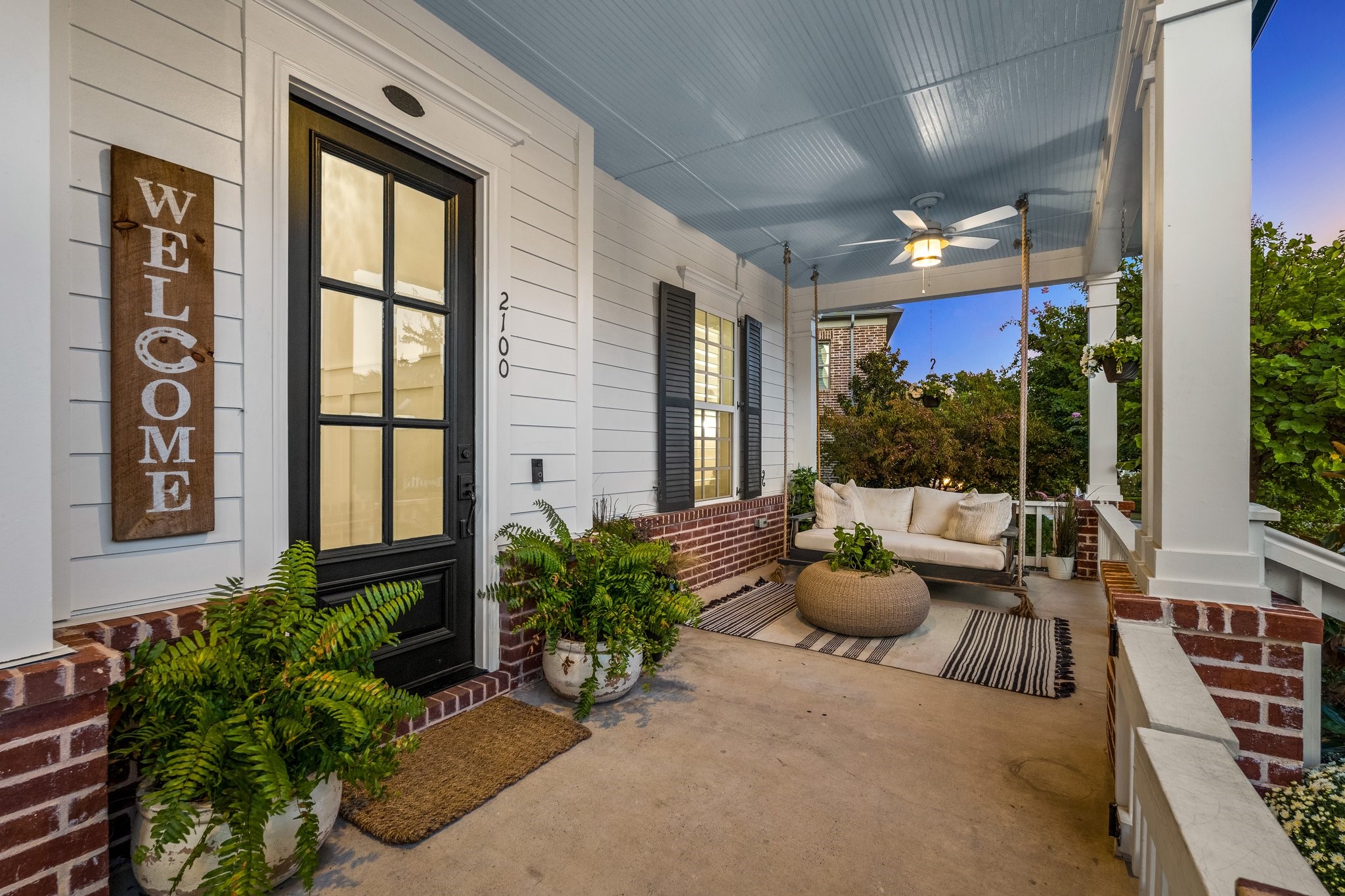 2100 Tremont Boulevard