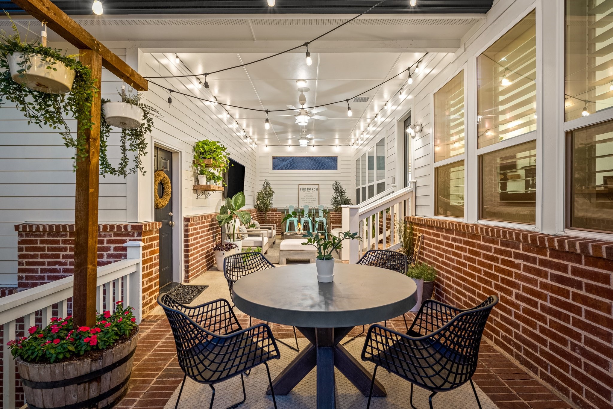 2100 Tremont Boulevard