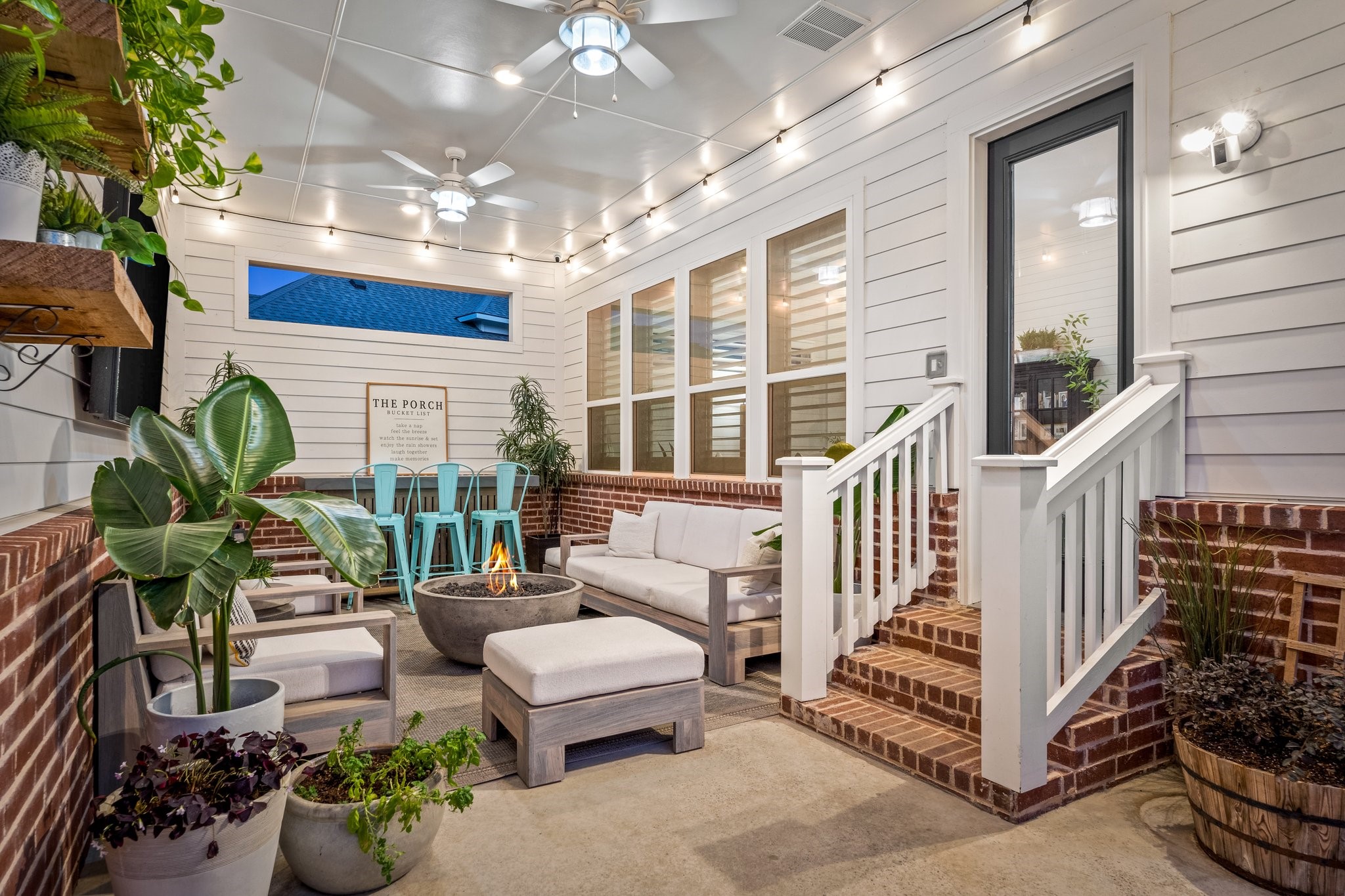 2100 Tremont Boulevard