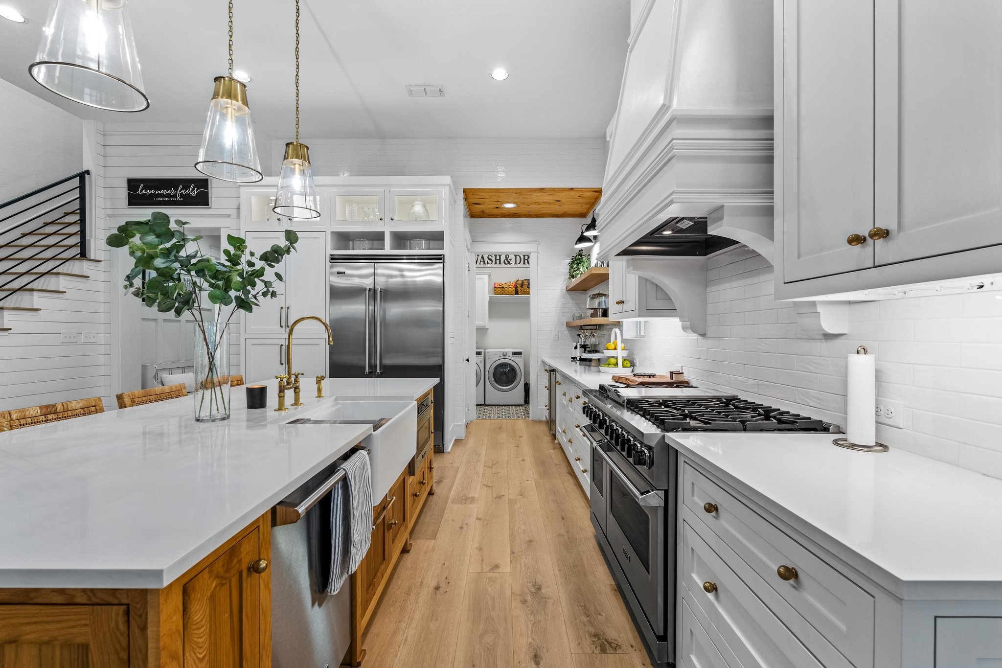 2100 Tremont Boulevard