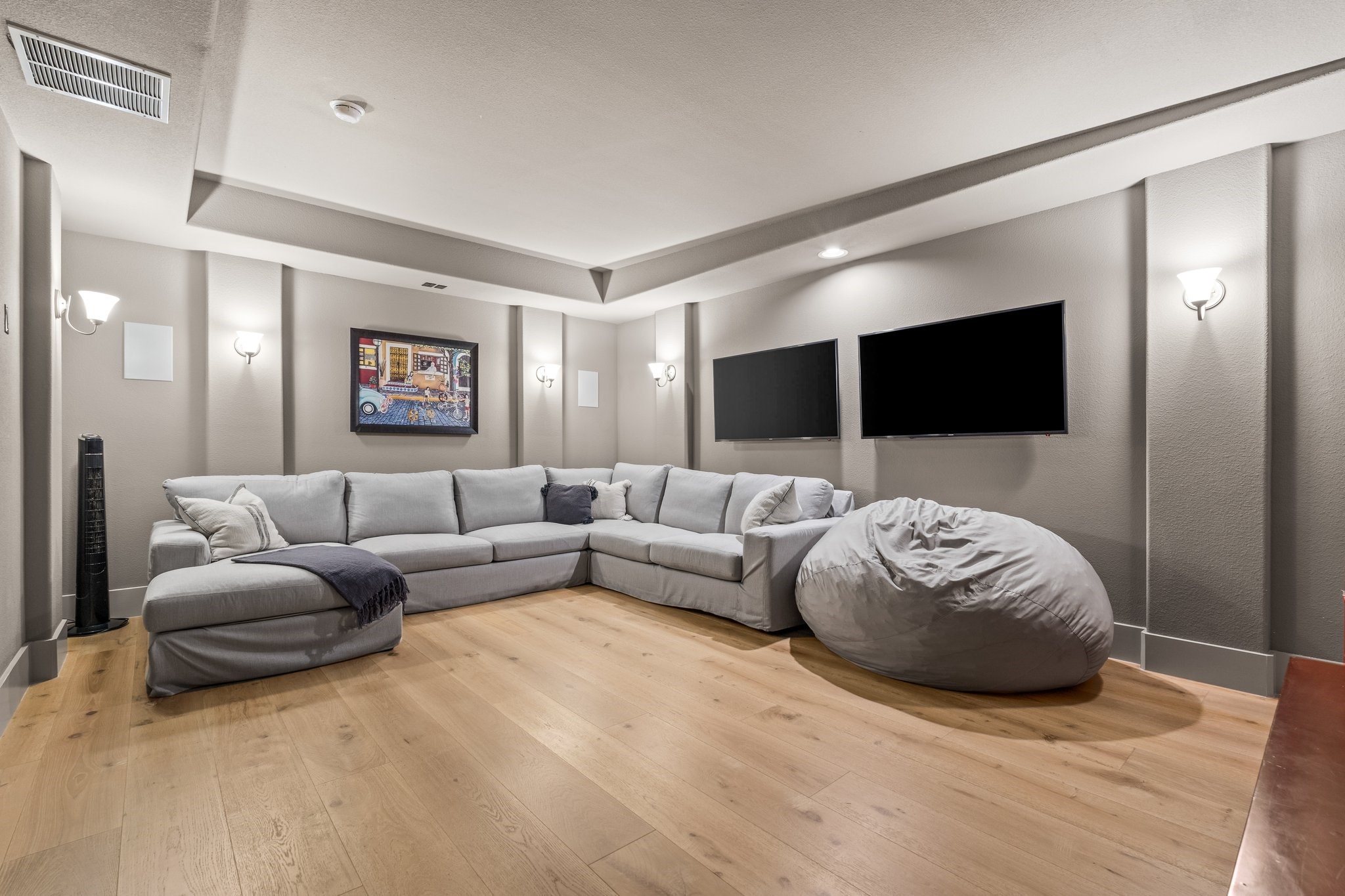 2100 Tremont Boulevard