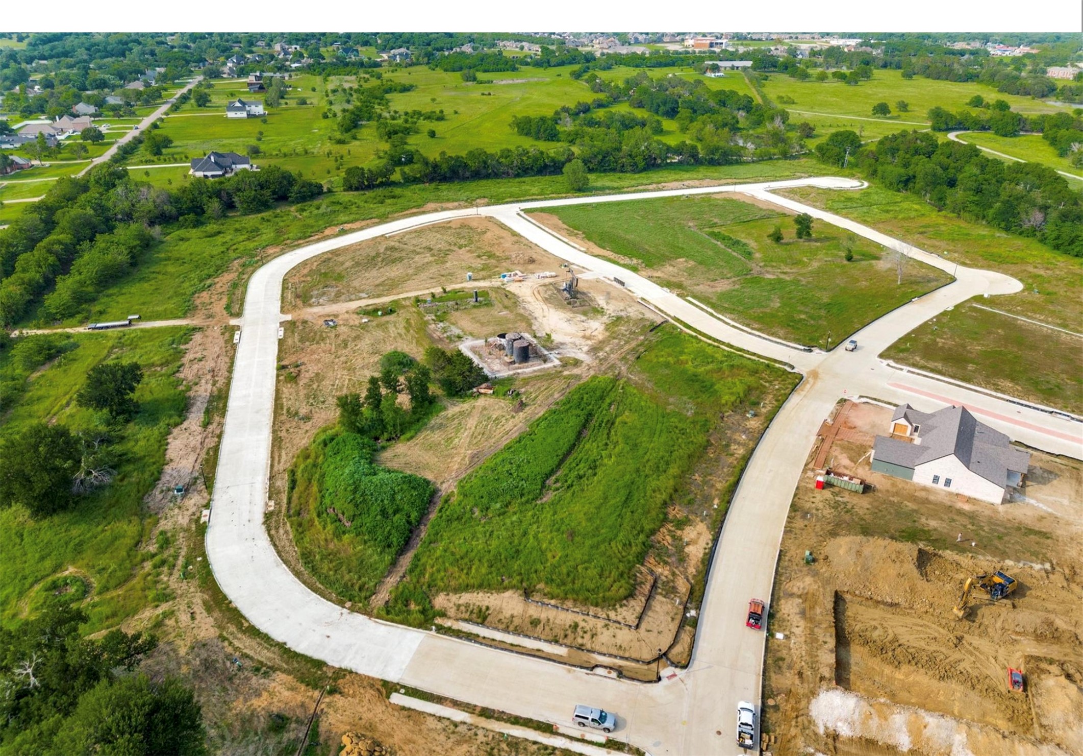 1900 Heritage Knoll Drive