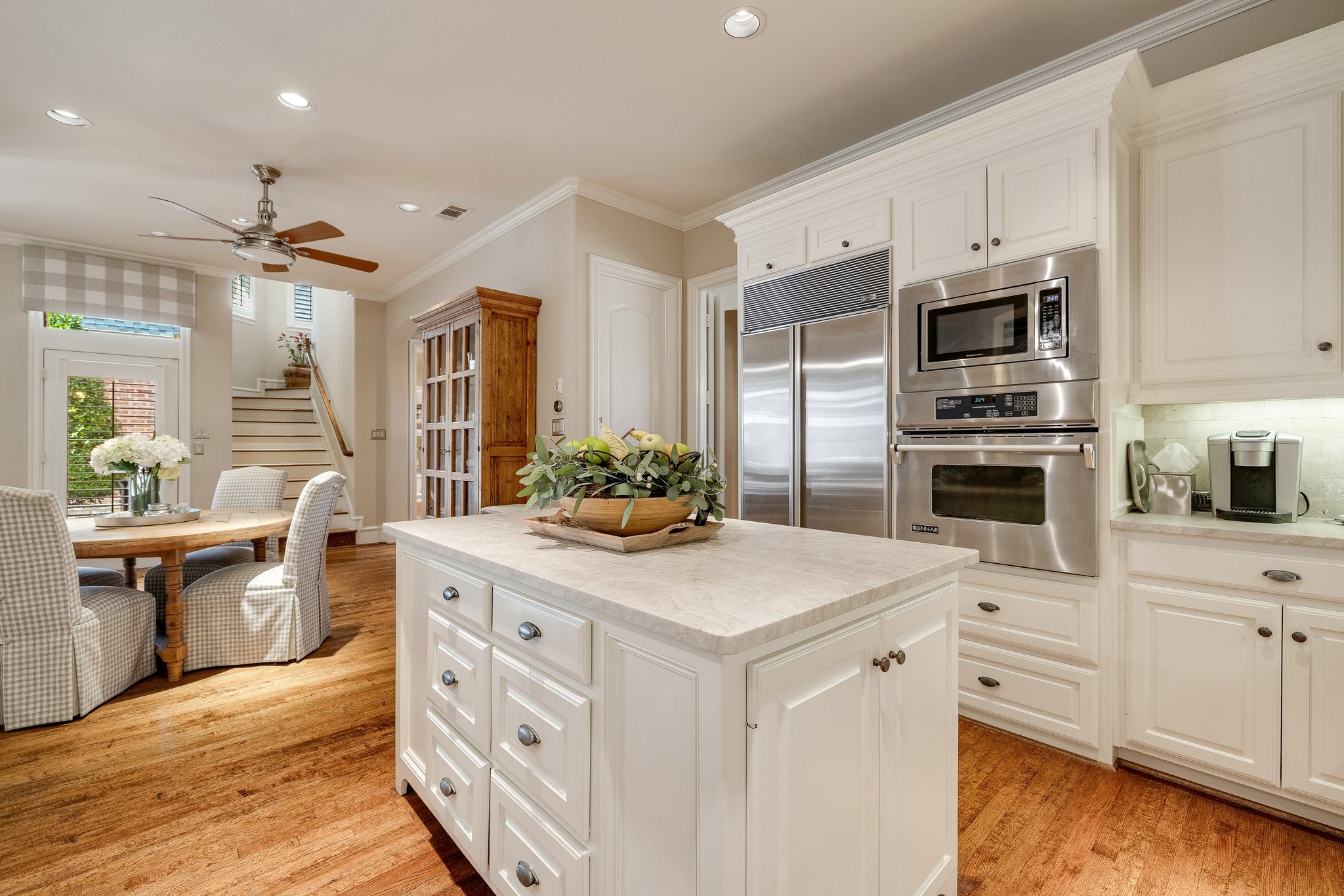 5659 Miramar Drive