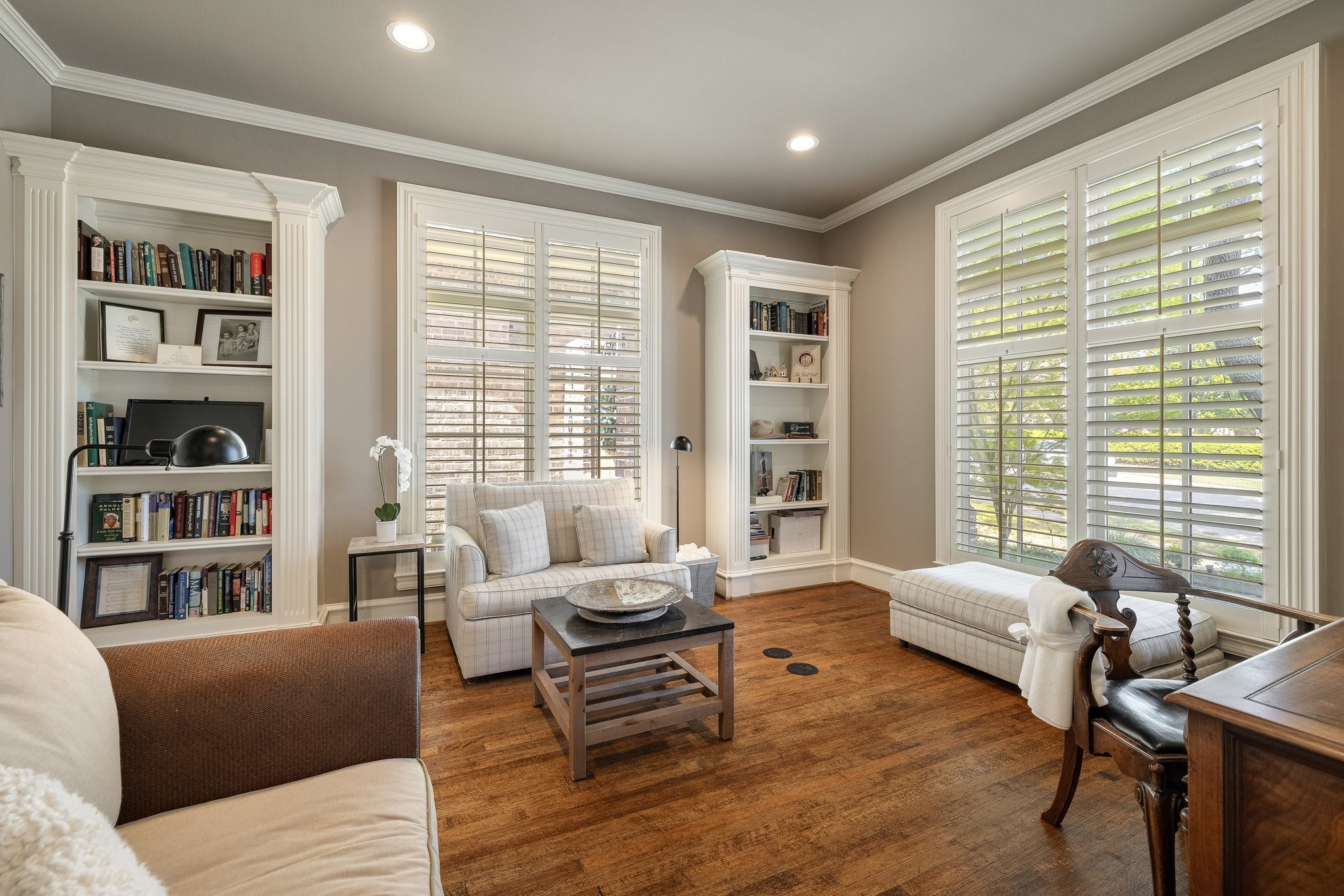 5659 Miramar Drive
