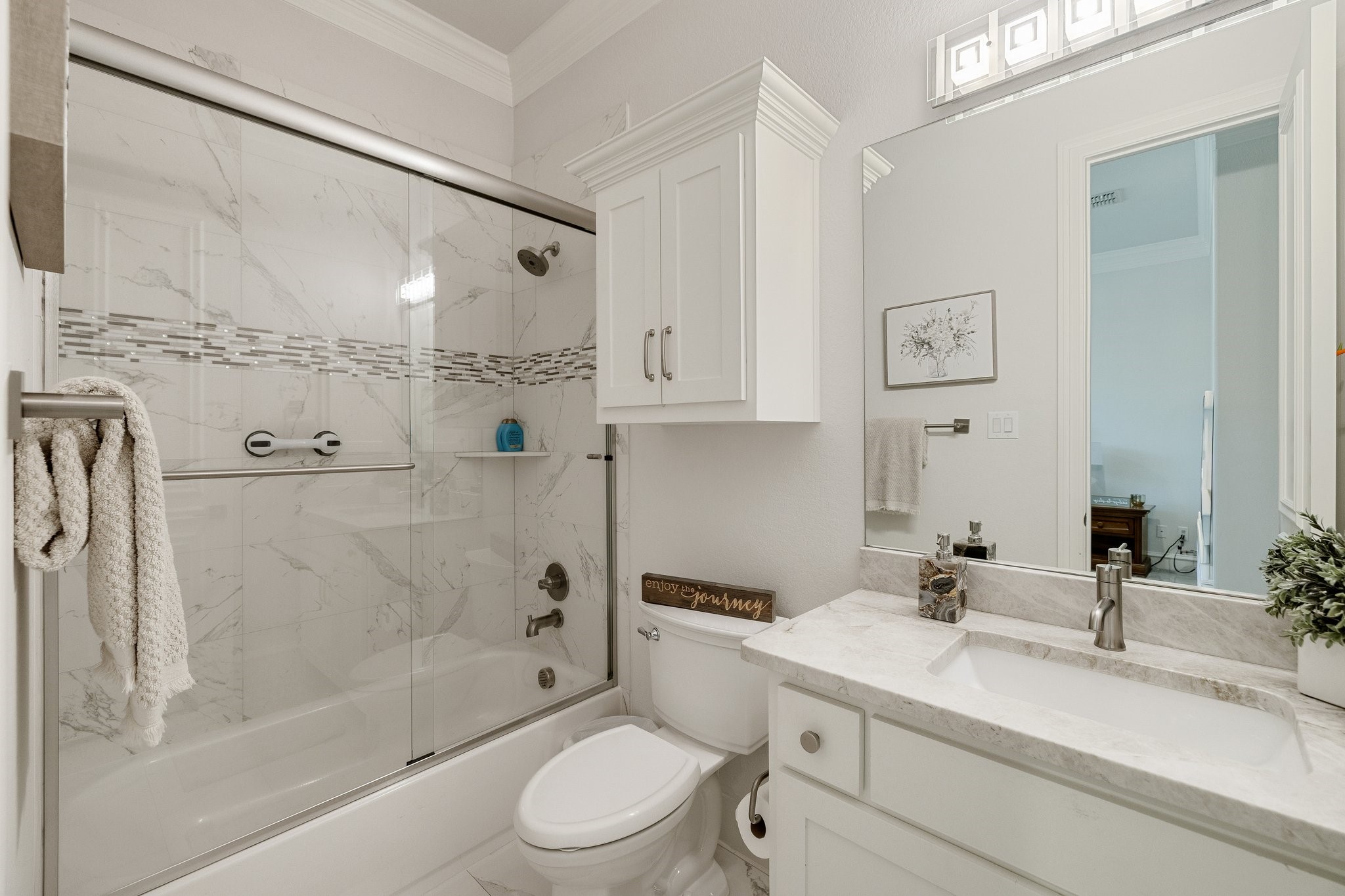 6108 Joyce Way