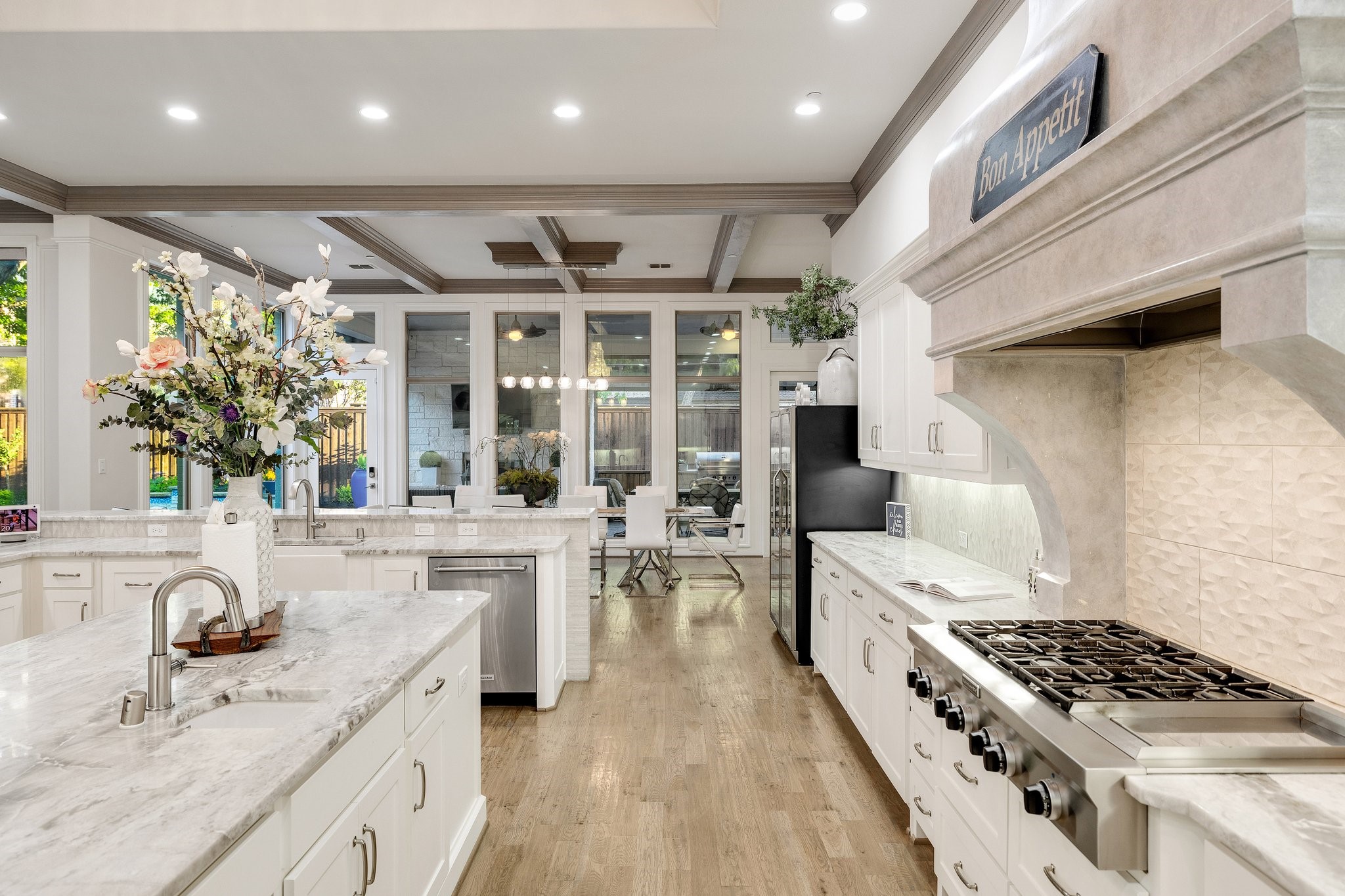 6108 Joyce Way