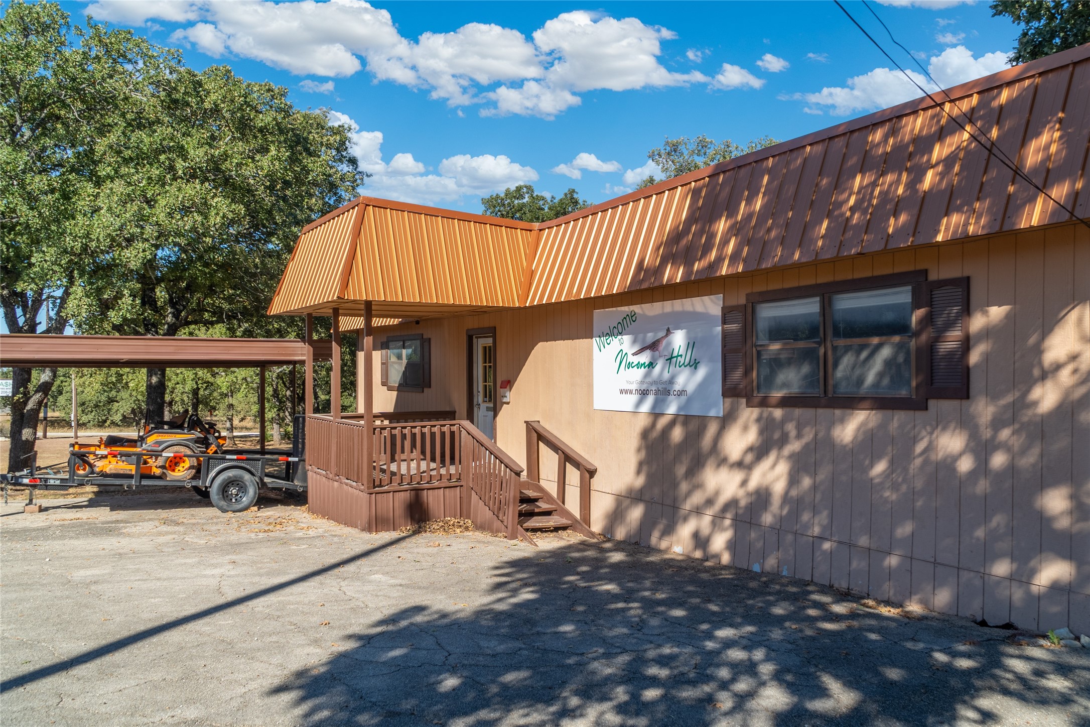 102 Comanche Trail
