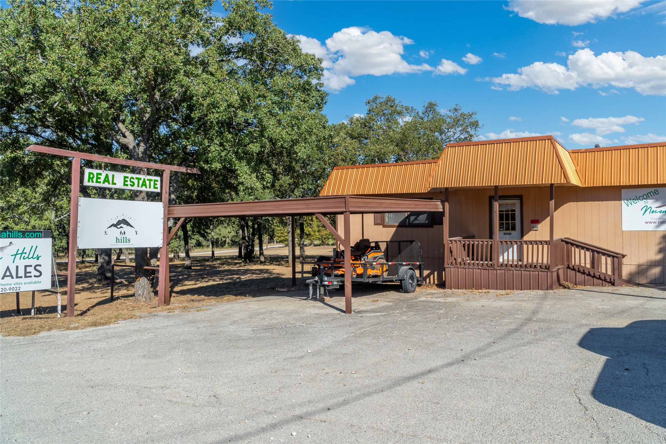 102 Comanche Trail