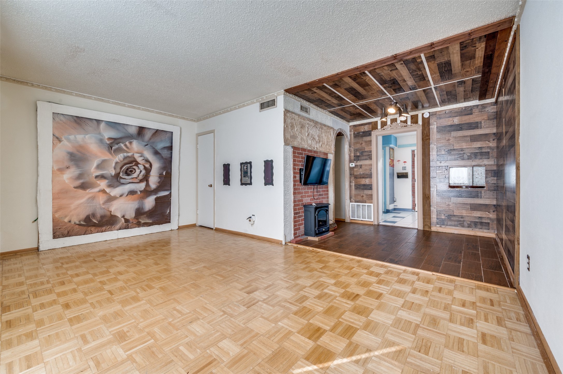 9843 Park Lane Court