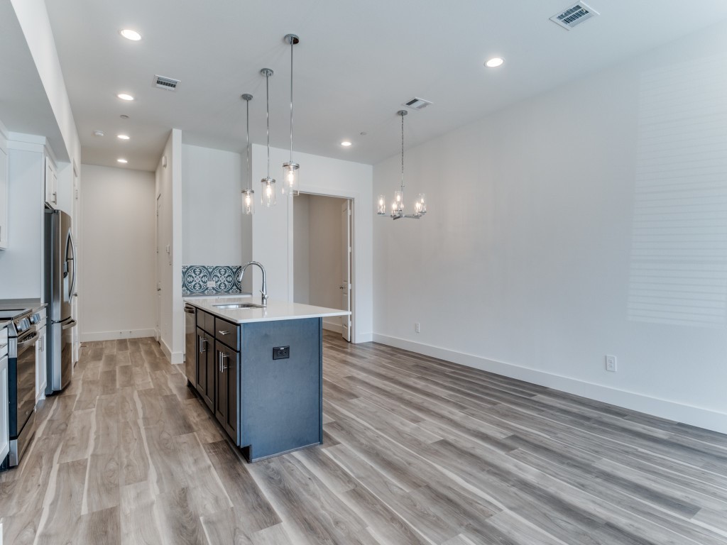 804 Eaglescliffe Landing