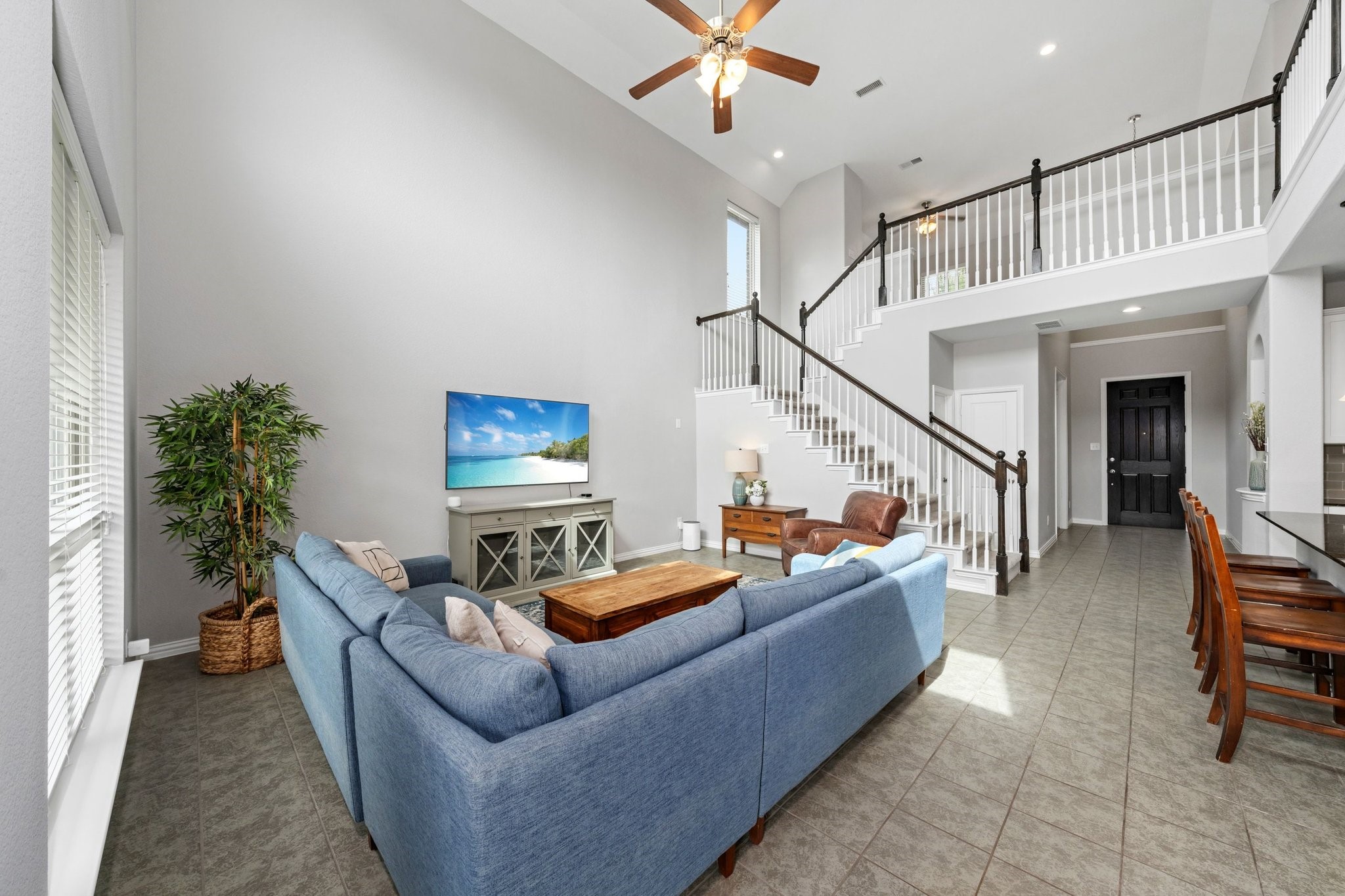 1712 Jessie Lane