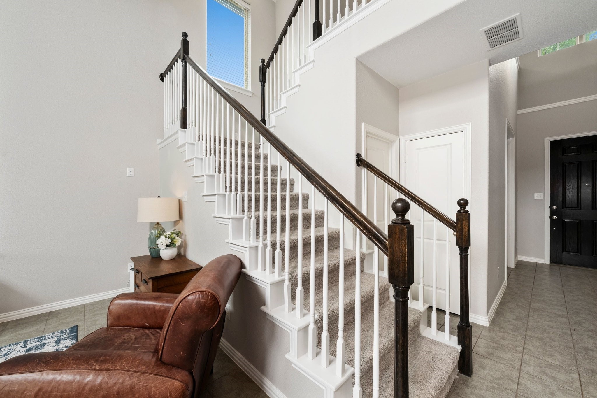 1712 Jessie Lane
