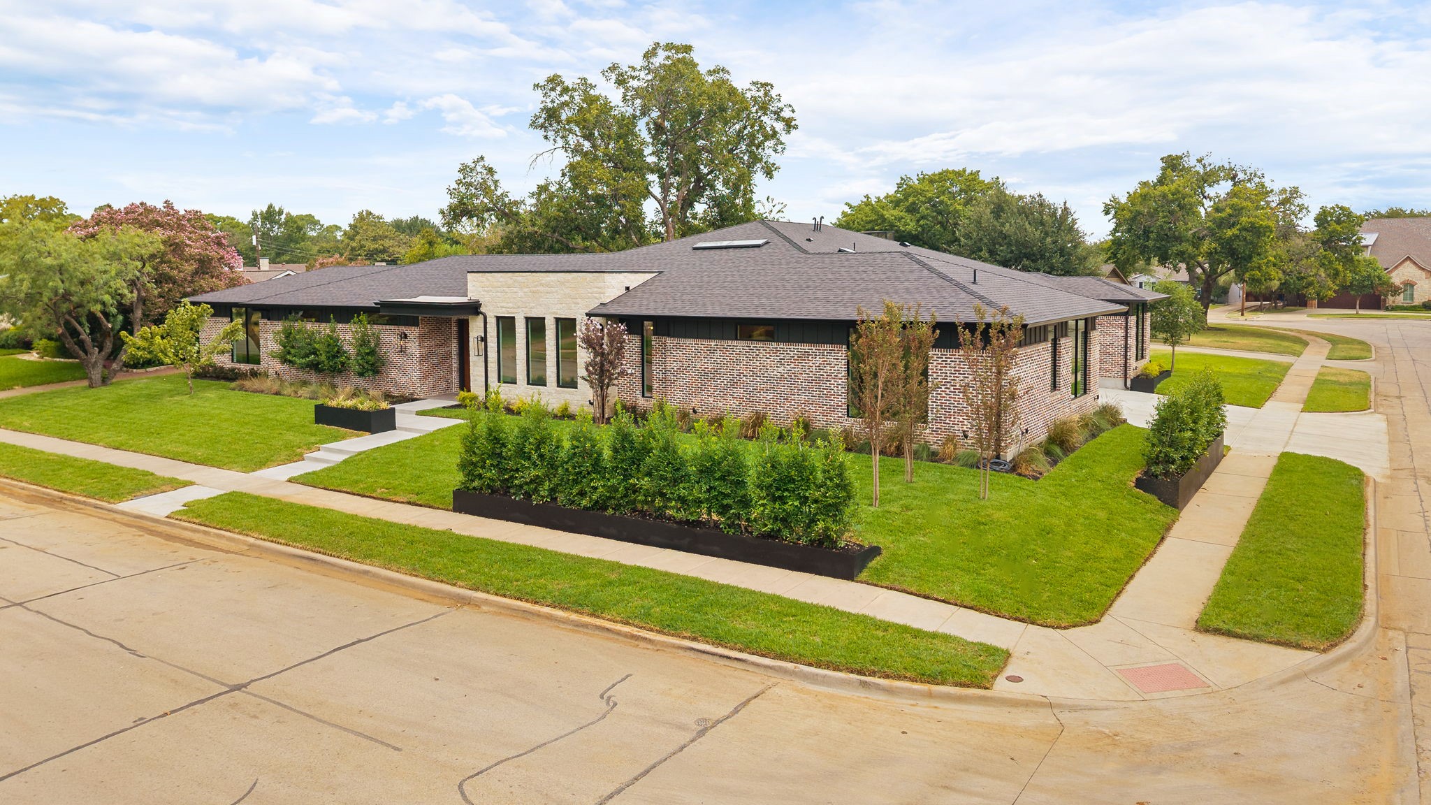 3333 Arawak Place