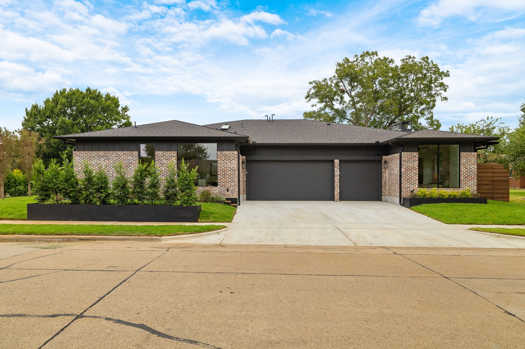 3333 Arawak Place