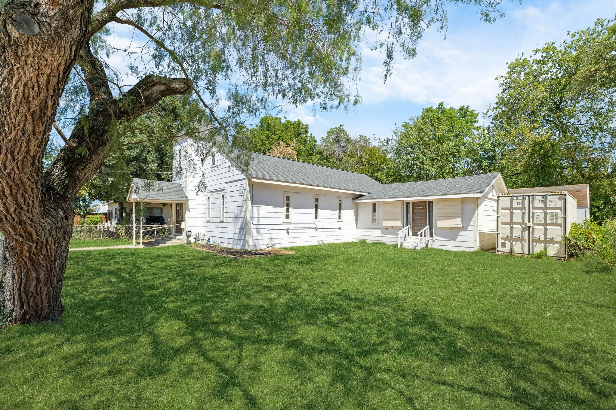 3024 Conklin Street