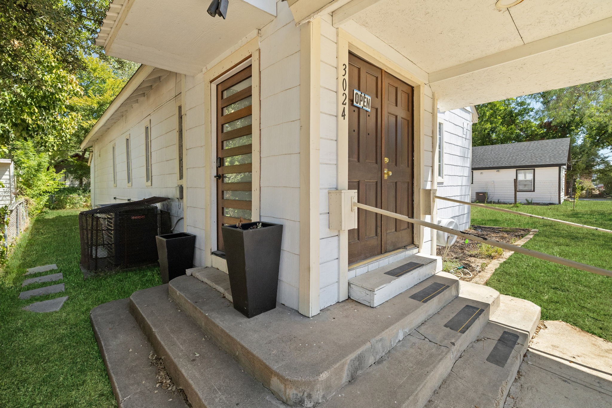 3024 Conklin Street