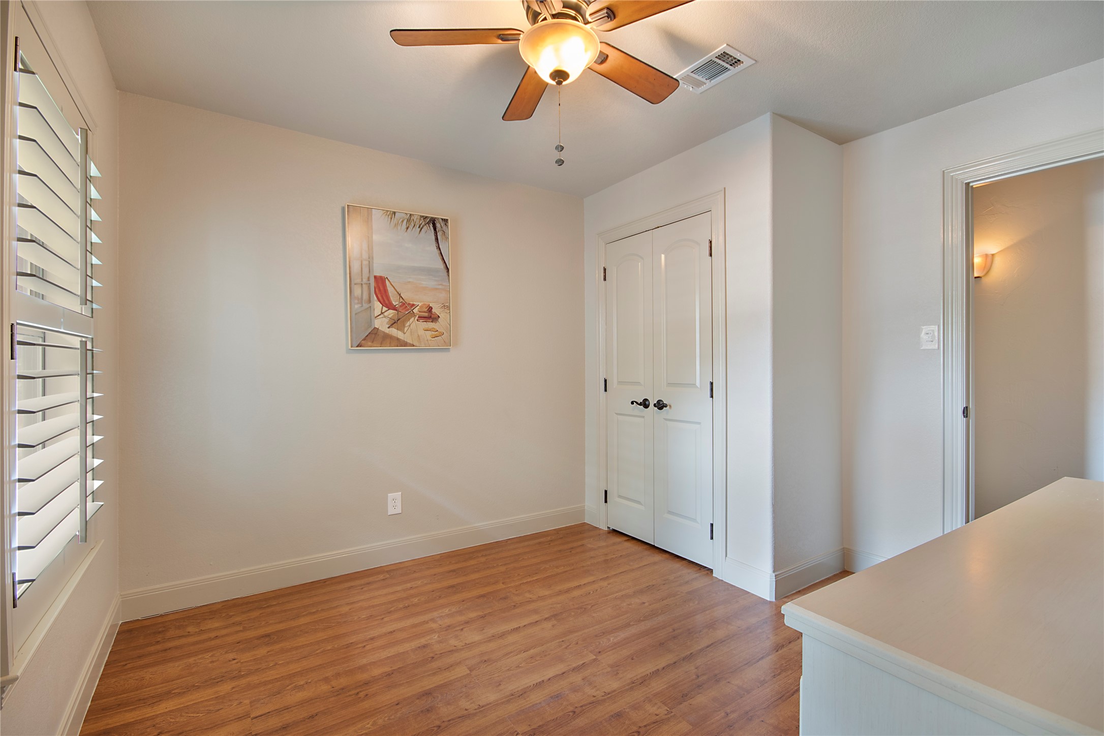 1227 Kiowa Drive W