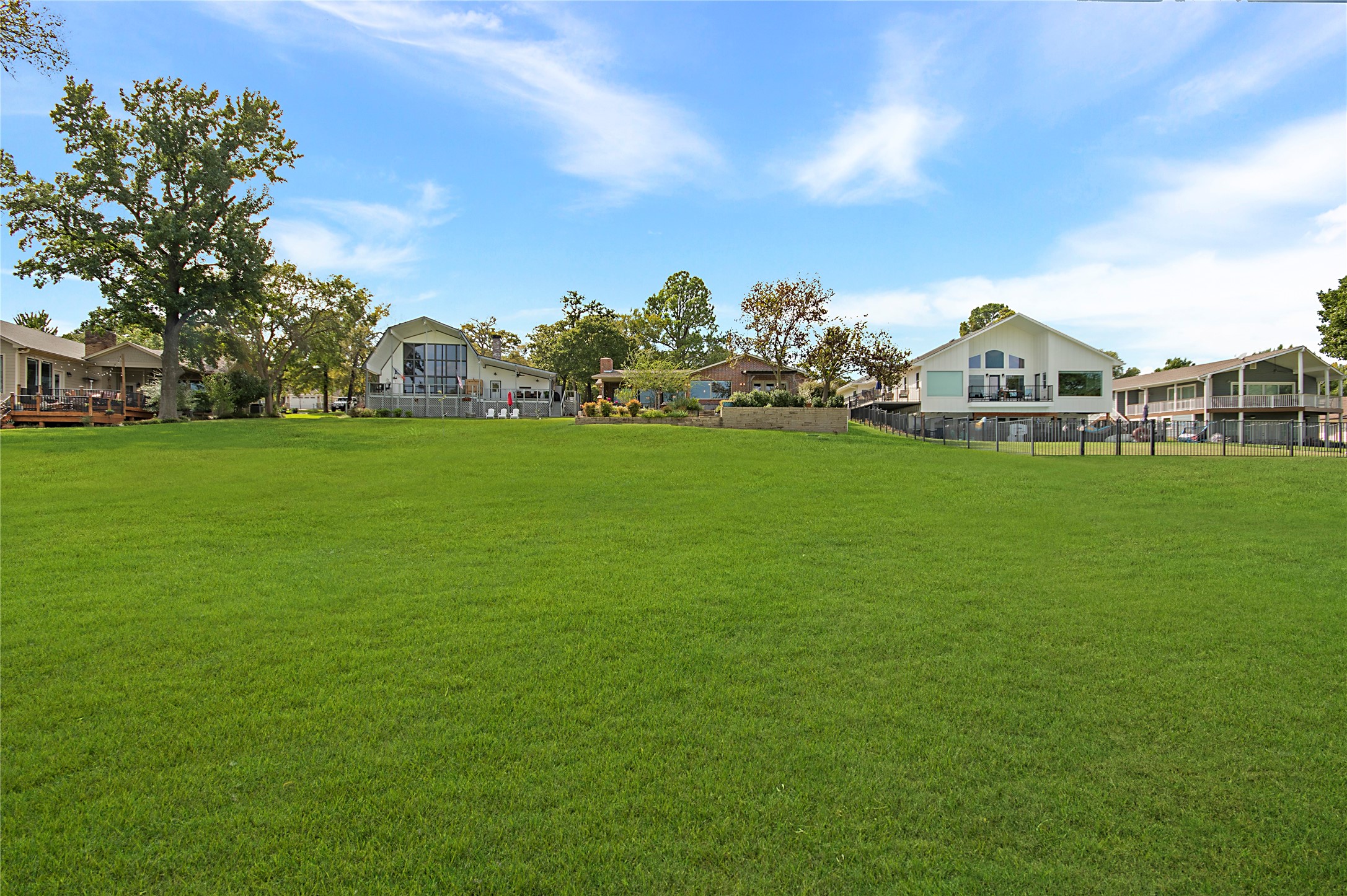 1227 Kiowa Drive W