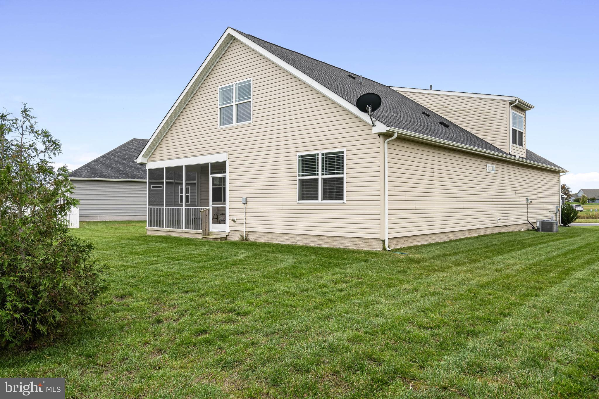 16266 Ashlar Loop