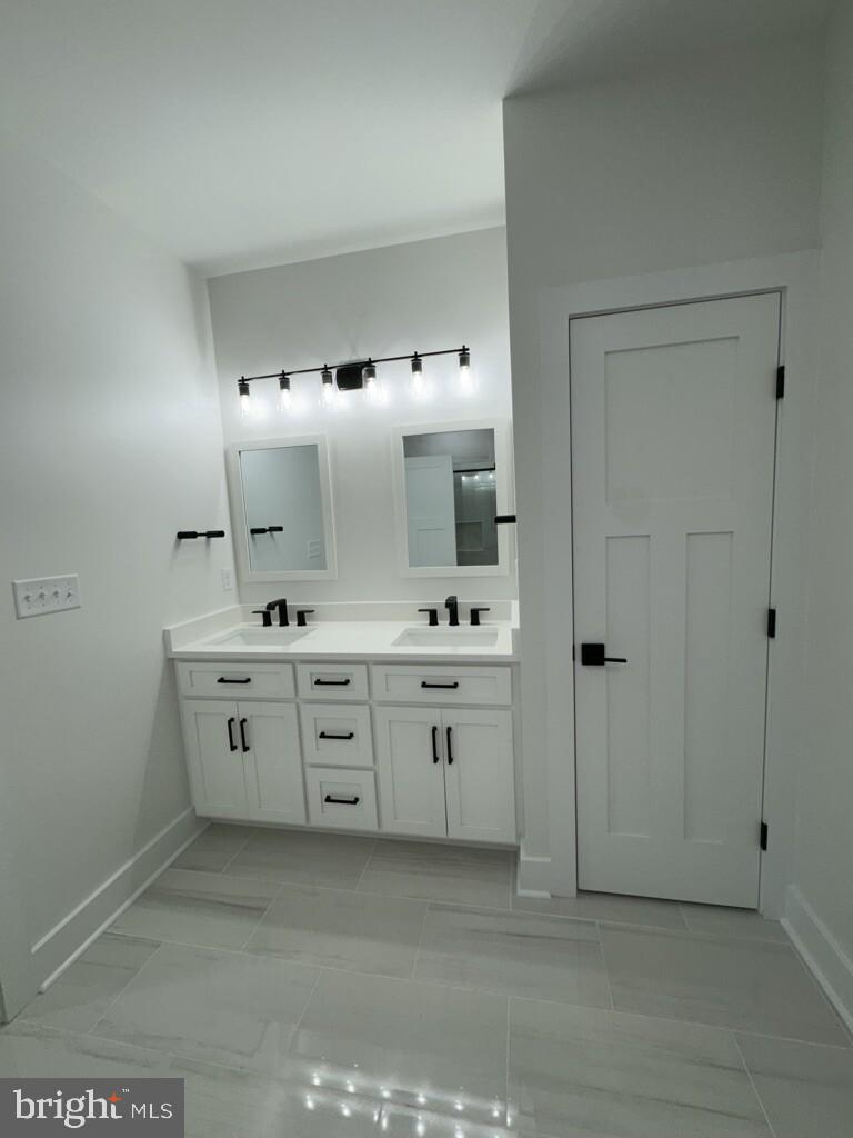 121 Clifton St