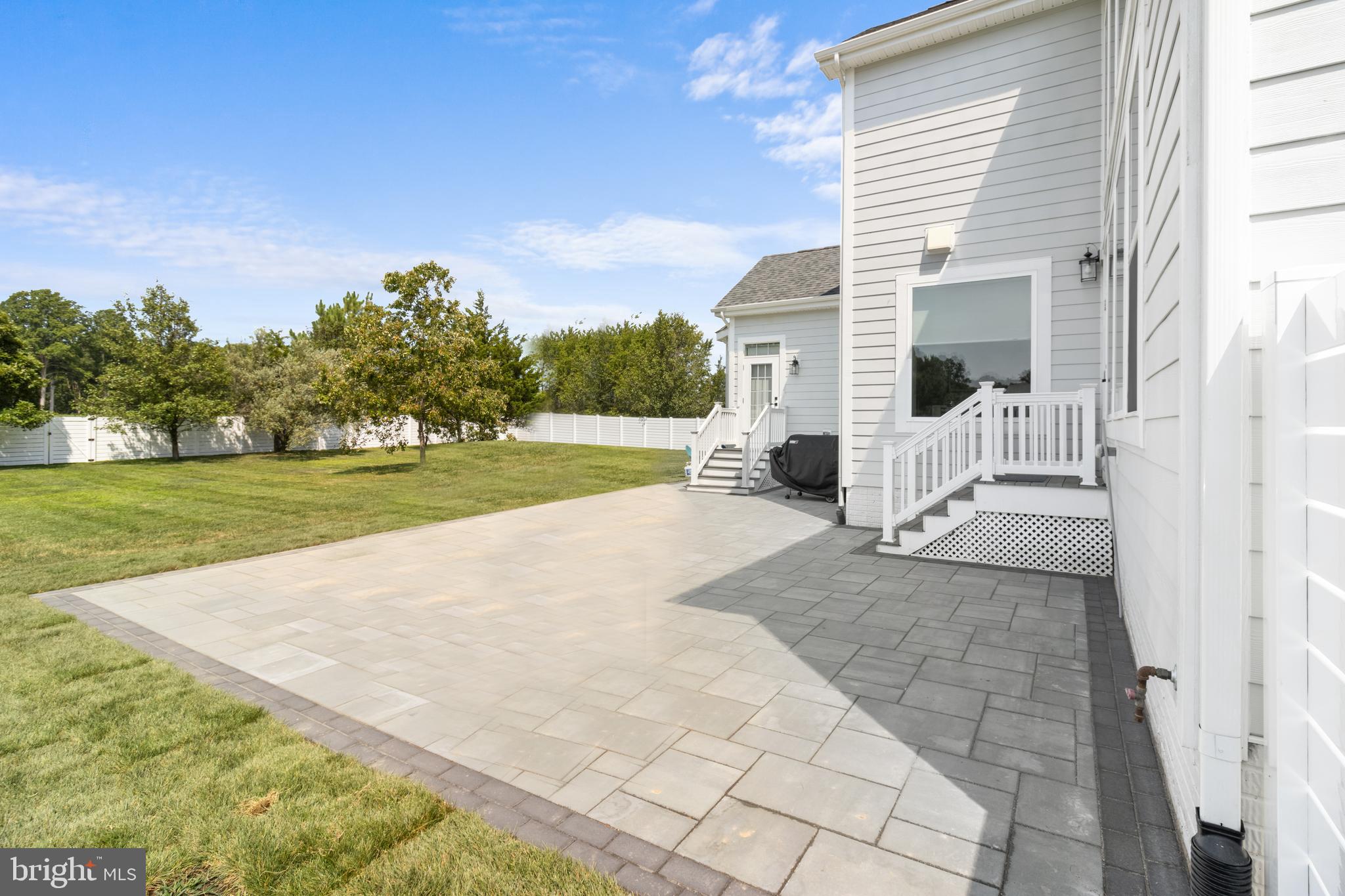 16672 New Rd