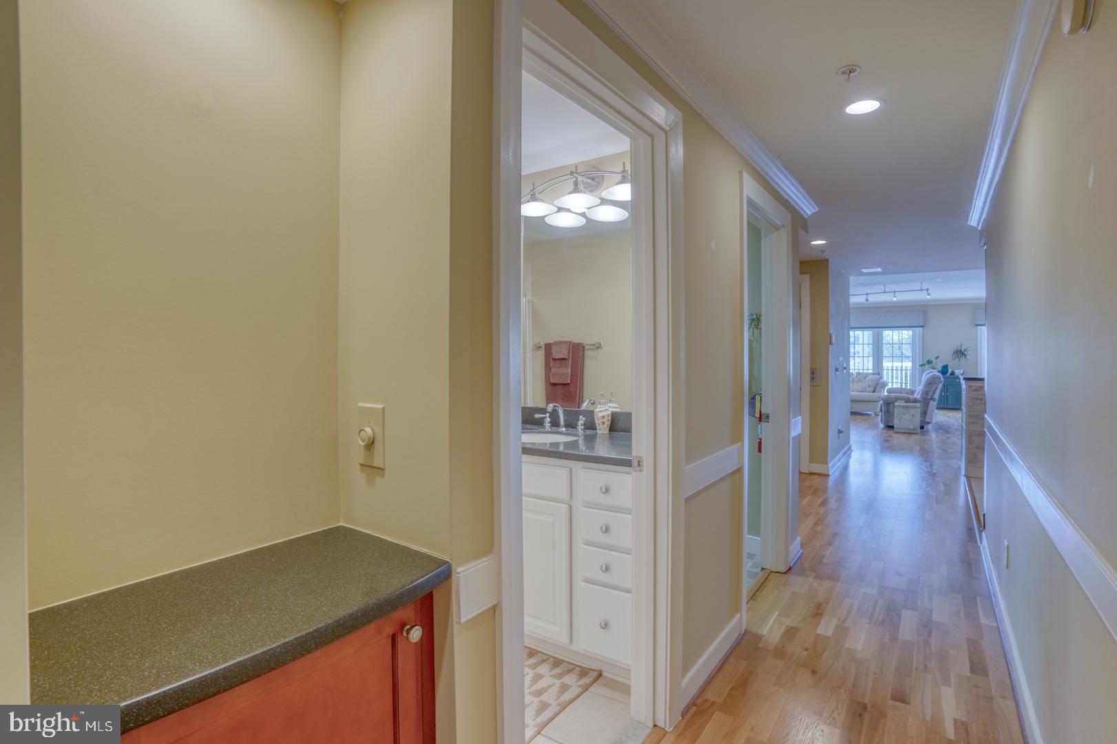 110 ANGLERS ROAD 204