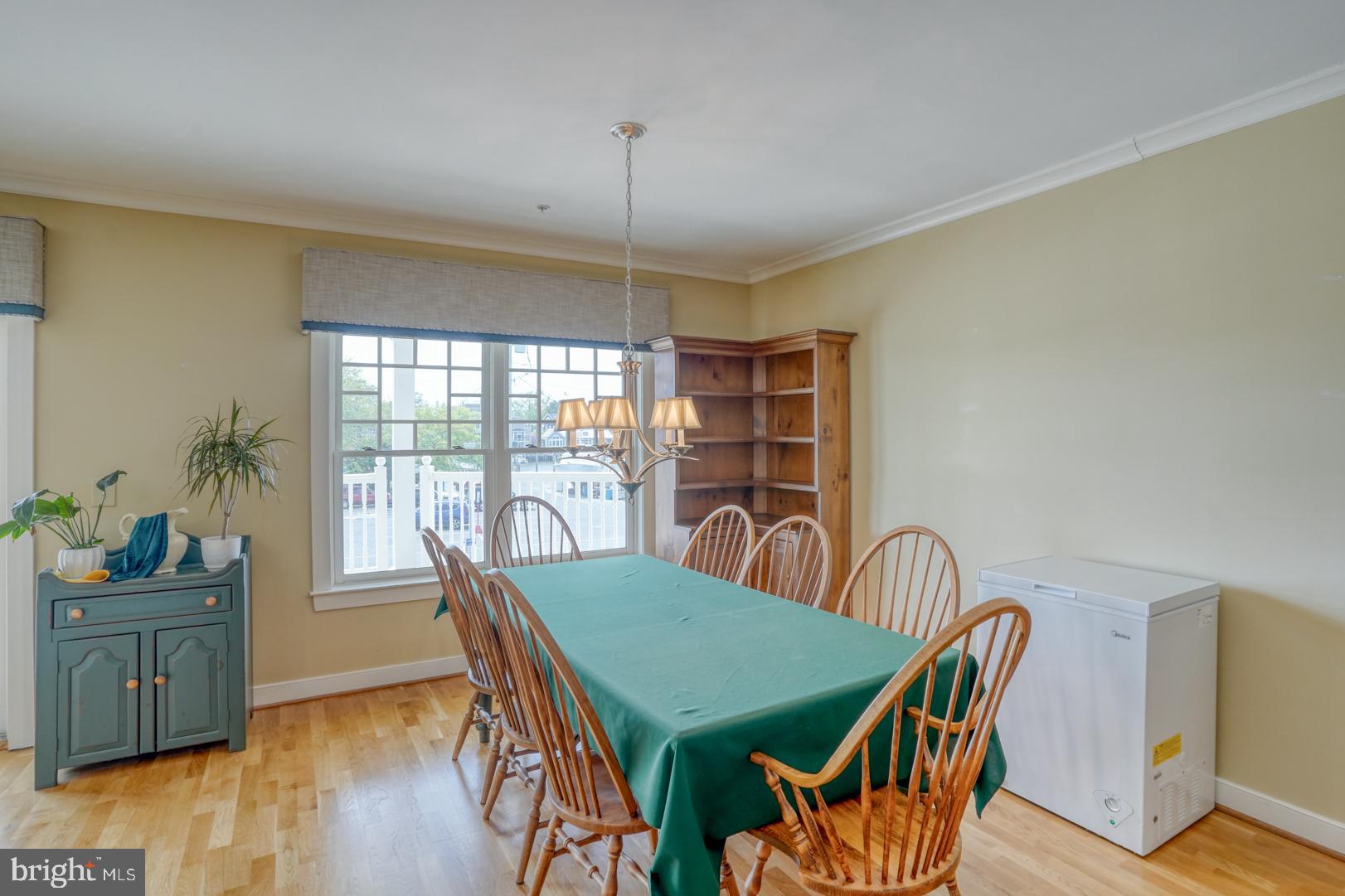 110 ANGLERS ROAD 204