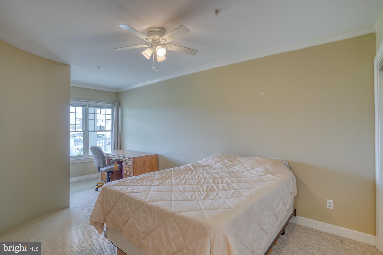 110 ANGLERS ROAD 204