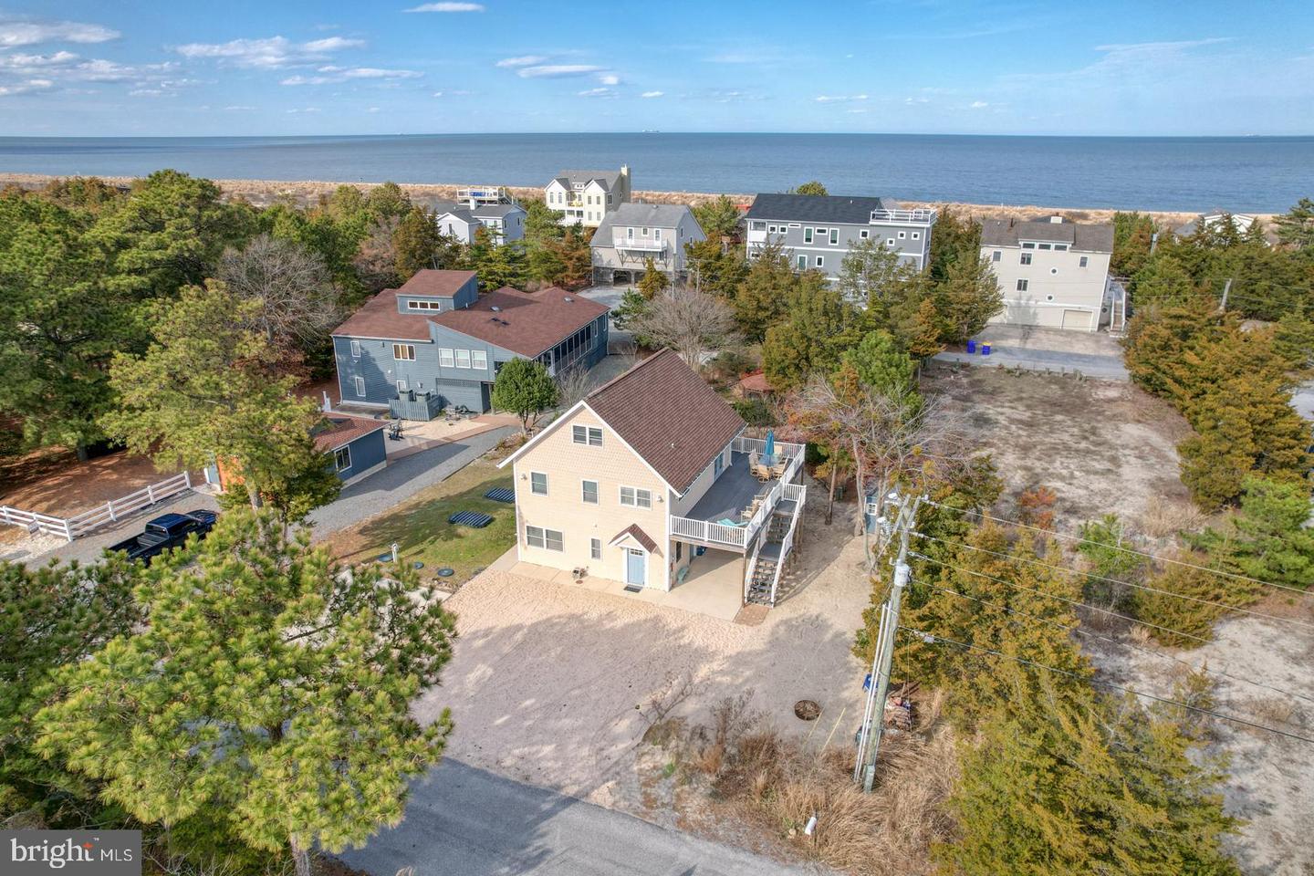1614 N Bay Shore Dr