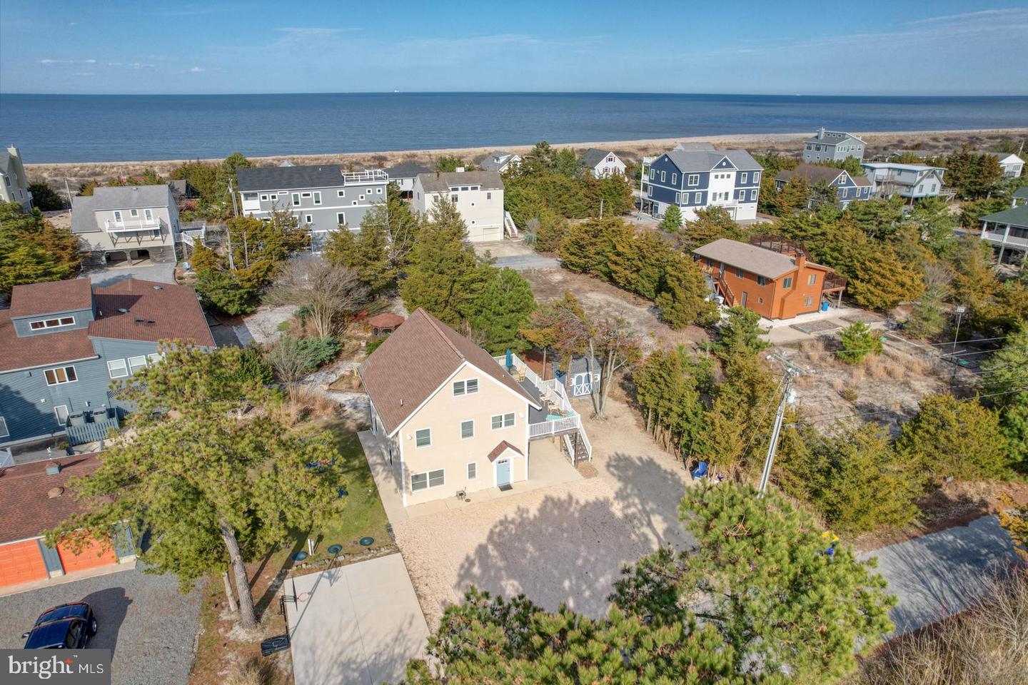 1614 N Bay Shore Dr