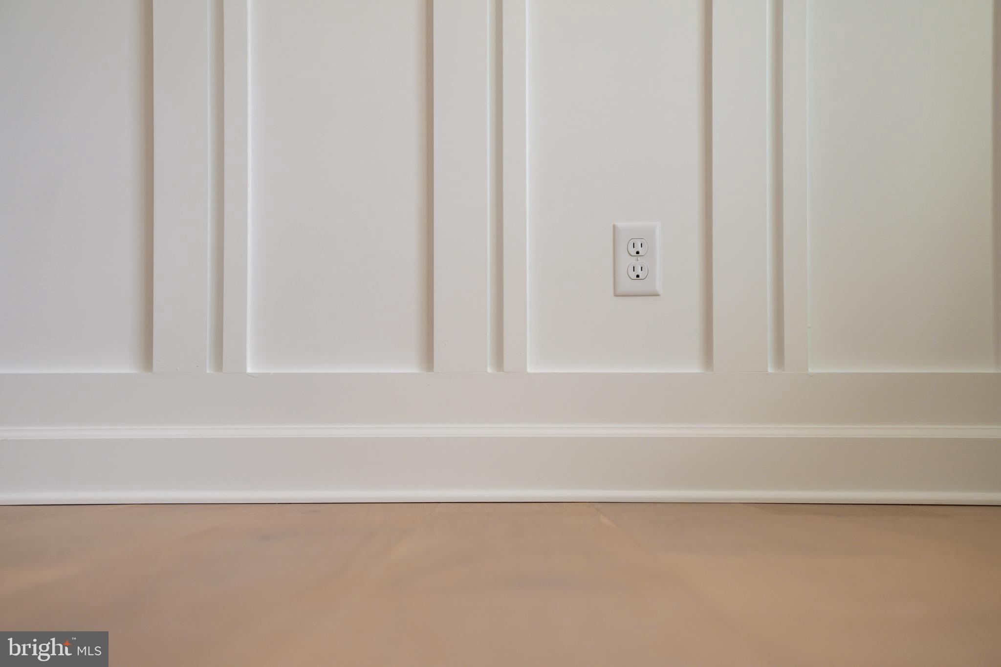 22430 HUMMINGBIRD ROAD