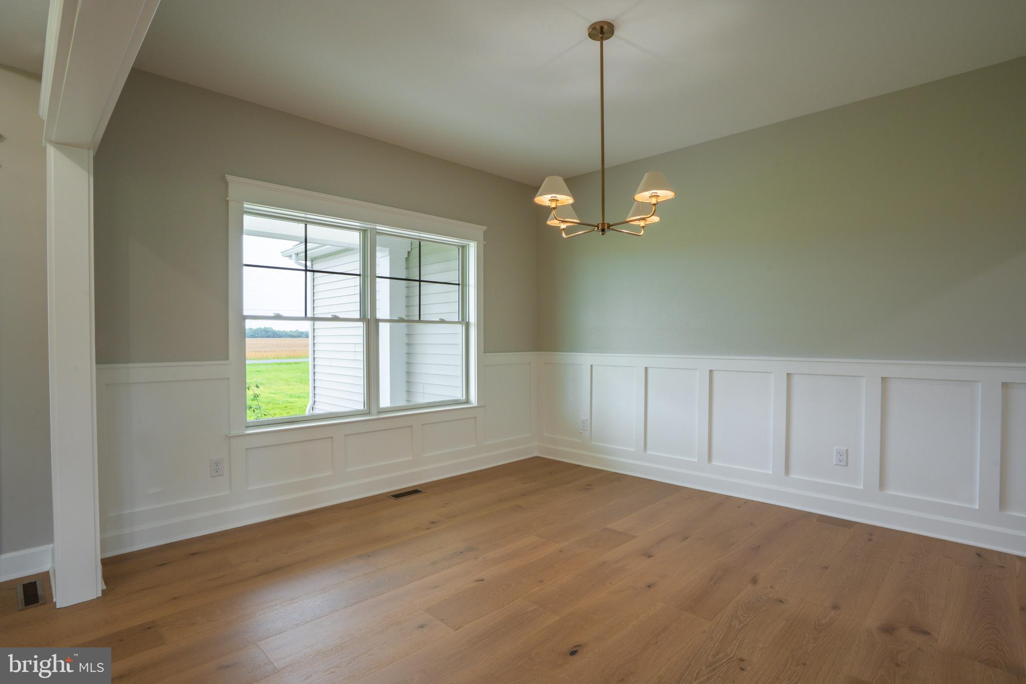 22430 HUMMINGBIRD ROAD