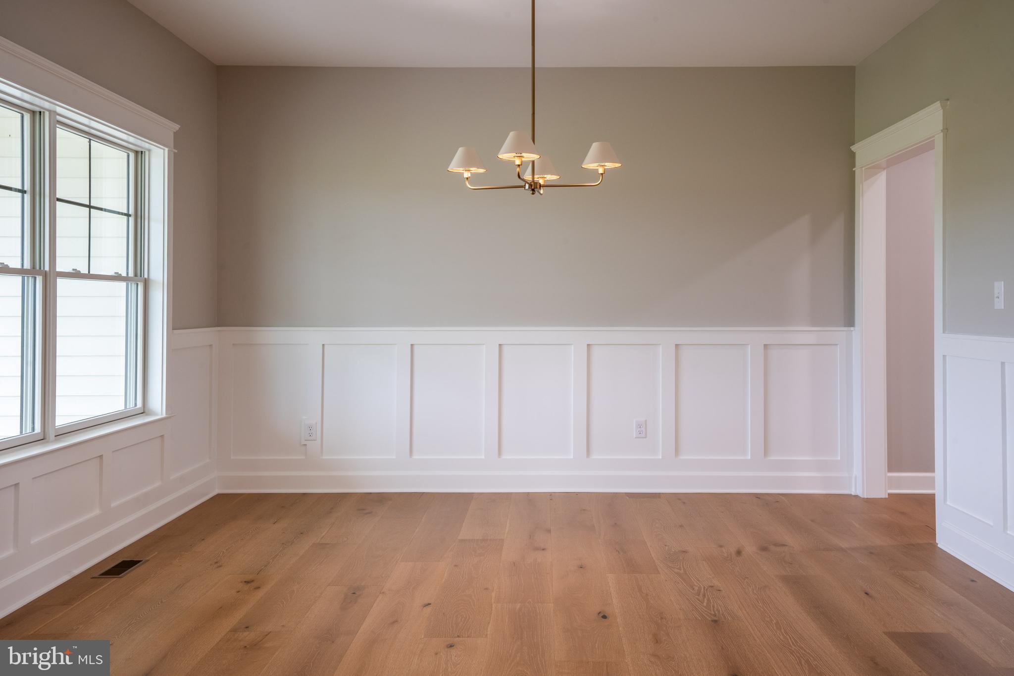 22430 HUMMINGBIRD ROAD