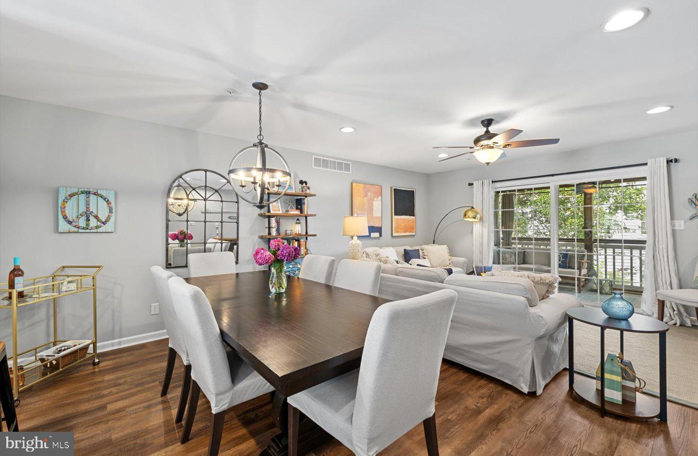 21 CANAL LANDING COURT