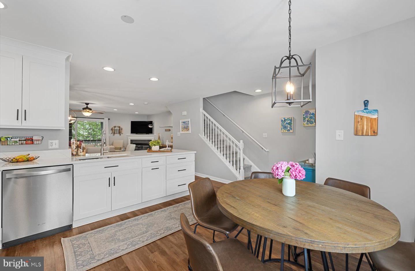 21 CANAL LANDING COURT