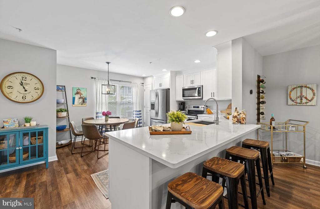 21 CANAL LANDING COURT