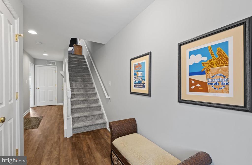 21 CANAL LANDING COURT