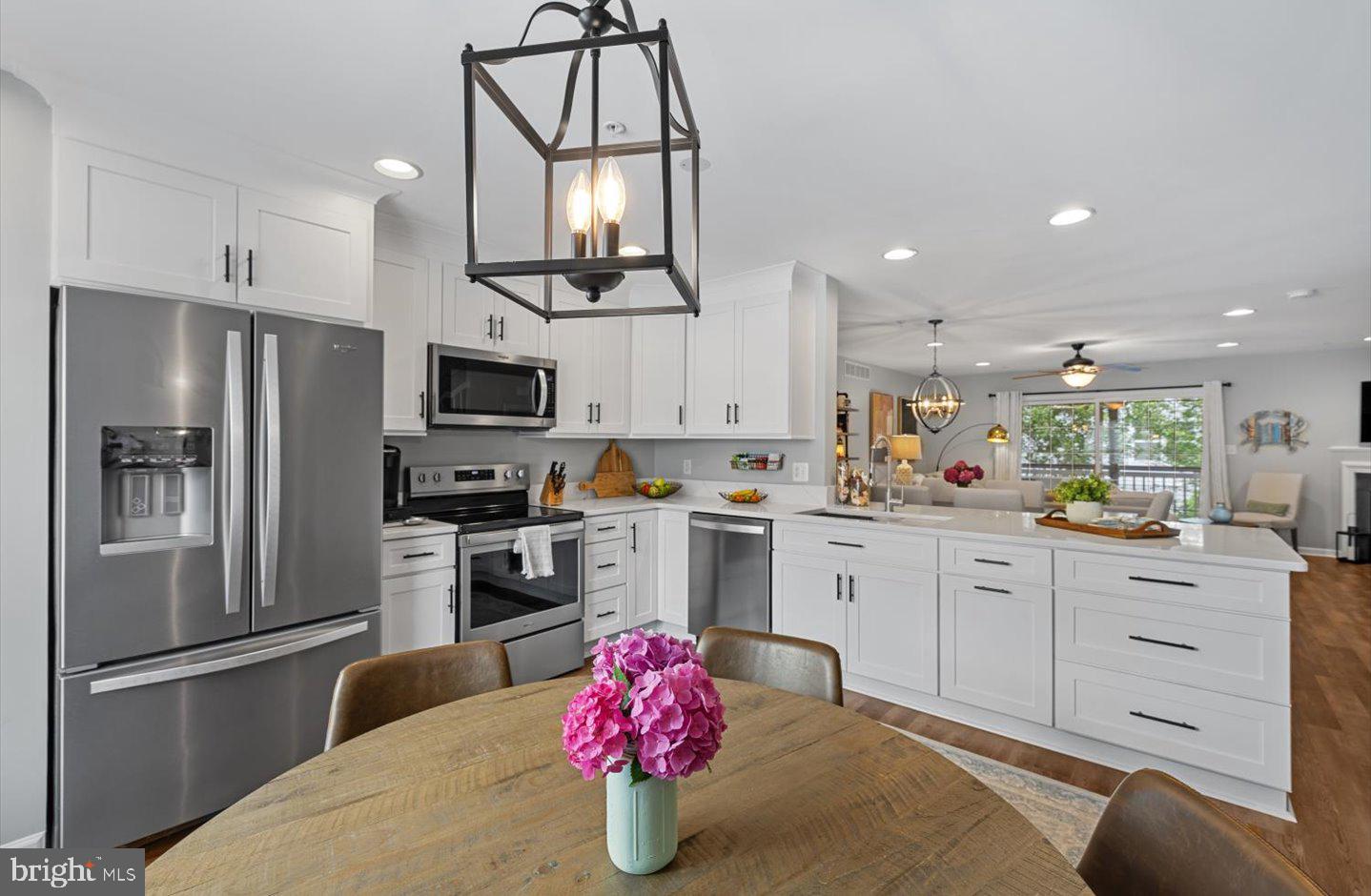 21 CANAL LANDING COURT