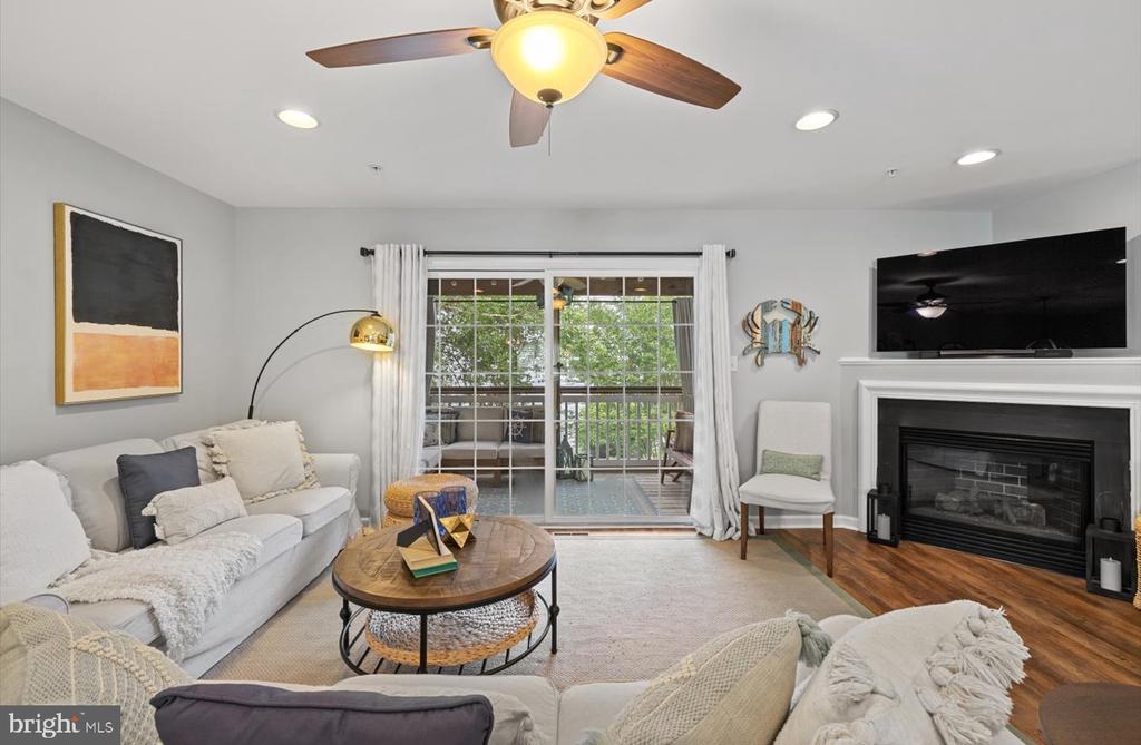 21 CANAL LANDING COURT