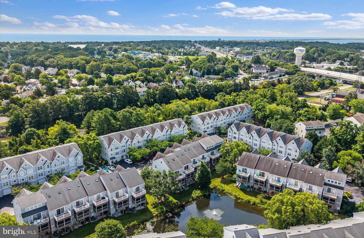 21 CANAL LANDING COURT