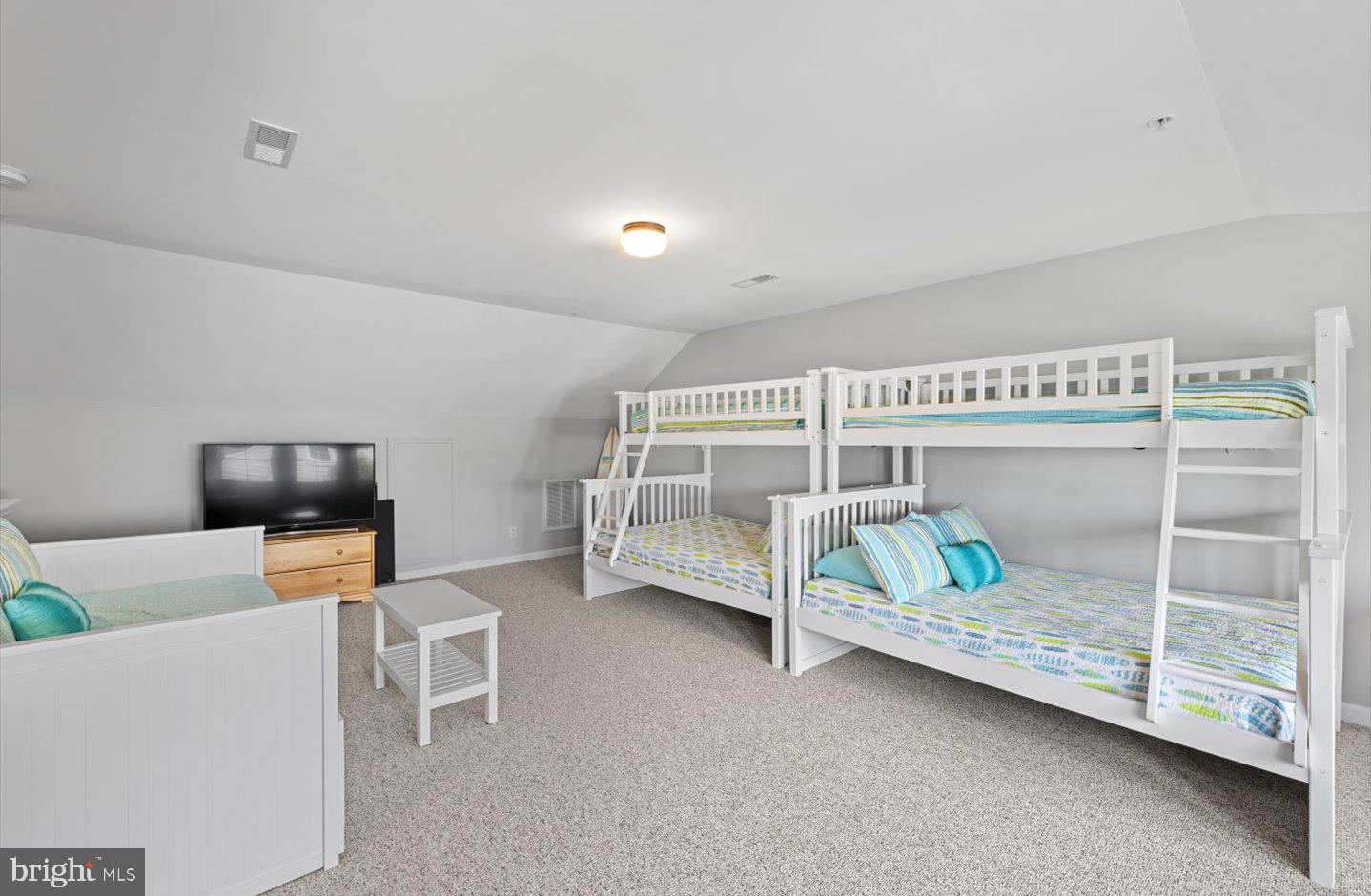 21 CANAL LANDING COURT