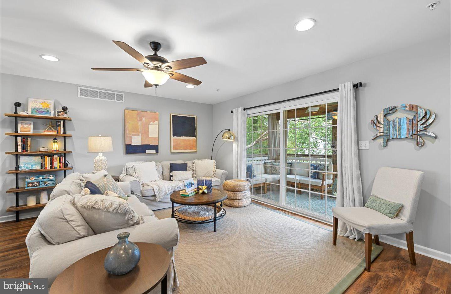 21 CANAL LANDING COURT